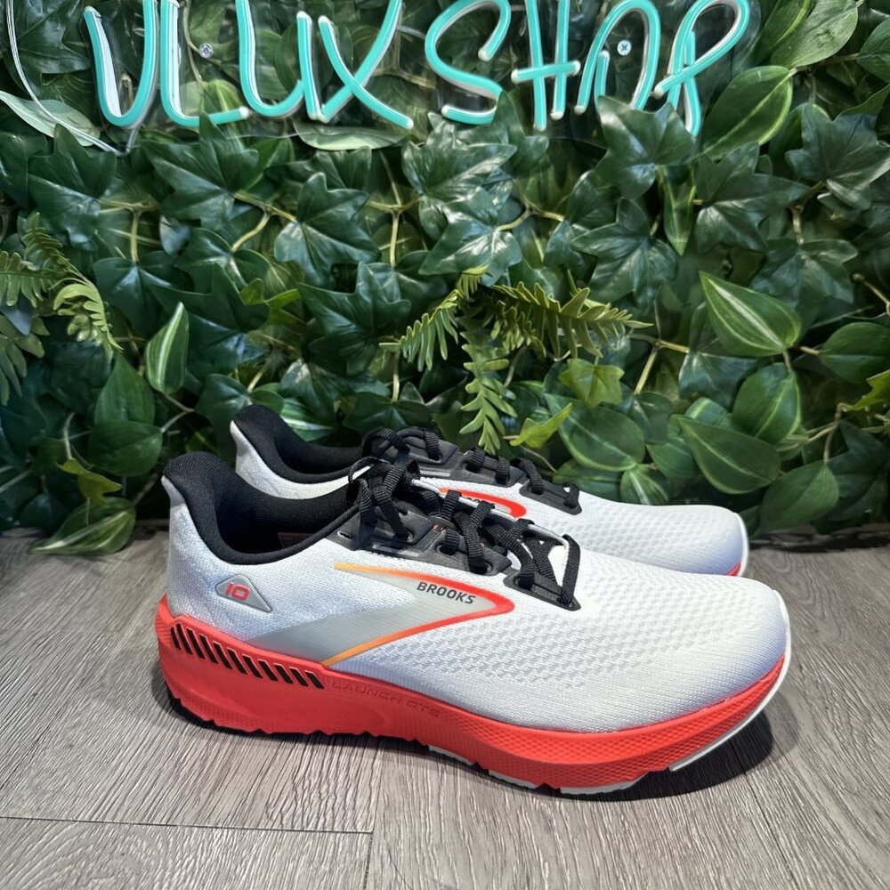 Brooks Launch 10 White Orange Running Shoe Men SAMPLE Men’s Size 9